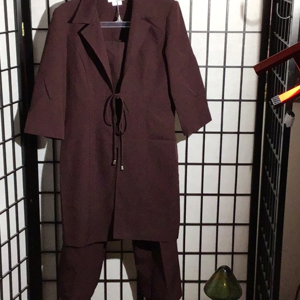 Renee Michaels 3-piece suit Size 9/10-11/12